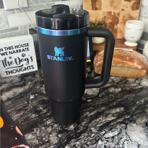 Black Chroma Stanley 30oz